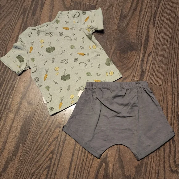 Rabbit + Bear Organic baby summer set - Picture 2 of 2